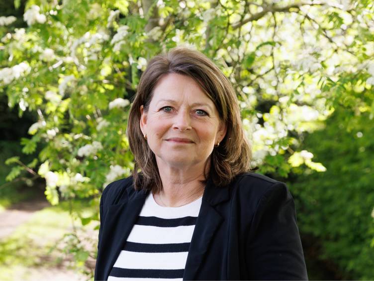 Fotoportret Yvonne in 't Veld - Projectmedewerker